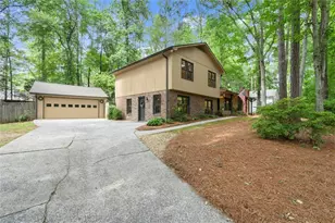 3379 Mountain Hollow Dr, Marietta, GA 30062 - Photo 2