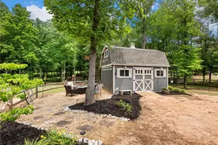 727 Brannon Holder Rd, Winder, GA 30680 - Photo 6