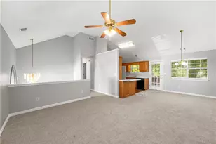 1090 Drawbridge Dr, Riverdale, GA 30296 - Photo 8