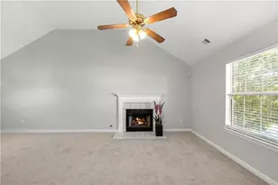 1090 Drawbridge Dr, Riverdale, GA 30296 - Photo 6