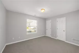 1090 Drawbridge Dr, Riverdale, GA 30296 - Photo 20