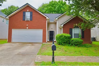 876 Ashton Oak Circle, Stone Mountain, GA 30083 - Photo 1