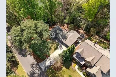 5500 Sherrell Drive, Atlanta, GA 30342 - Photo 4