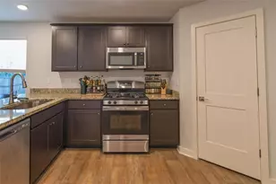 269 Harris Walk, West Point, GA 31833 - Photo 8