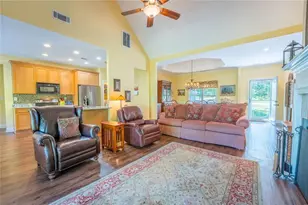 190 Towerview Cir, Mount Airy, GA 30563 - Photo 10