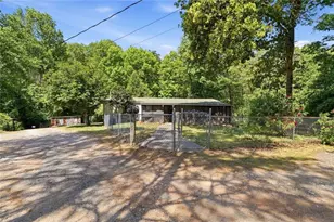 114 Oakcrest Cir, Canton, GA 30115 - Photo 18