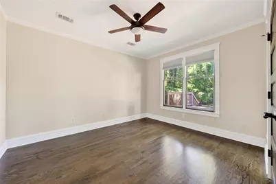 360 Kendrick Avenue SE, Atlanta, GA 30315 - Photo 22