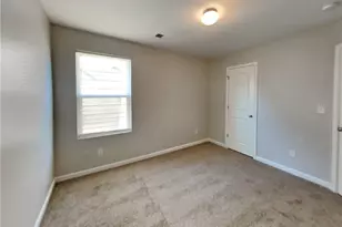 7585 Volion Pkwy, Fairburn, GA 30213 - Photo 16