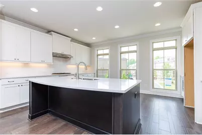 7826 Laurel Crest Drive, Suwanee, GA 30024 - Photo 2