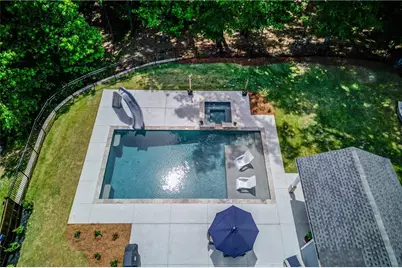 6580 Red Hawk Way, Hoschton, GA 30548 - Photo 2