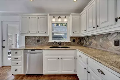 1670 Huntington Drive, Marietta, GA 30066 - Photo 10