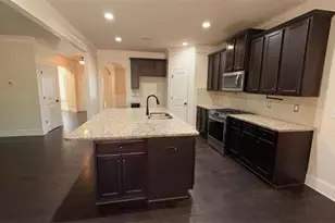 1197 Creek Crossing Dr, McDonough, GA 30252 - Photo 4