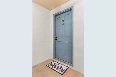 34 Chaumont Square NW, Atlanta, GA 30327 - Photo 2