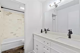 34 Chaumont Square NW, Atlanta, GA 30327 - Photo 24
