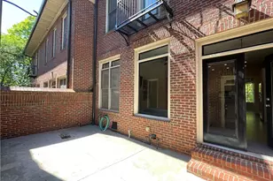 1867 Gordon Manor NE, Atlanta, GA 30307 - Photo 32