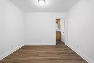 3510 Roswell Rd NW, Atlanta, GA 30305 - Photo 10