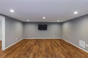 6095 River Shore Pkwy NW, Sandy Springs, GA 30328 - Photo 36