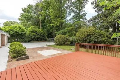 6095 River Shore Parkway NW, Sandy Springs, GA 30328 - Photo 48