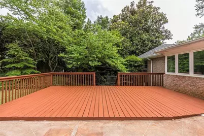 6095 River Shore Parkway NW, Sandy Springs, GA 30328 - Photo 46