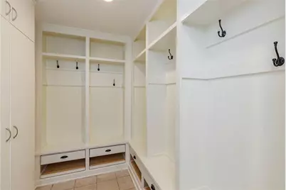 6095 River Shore Parkway NW, Sandy Springs, GA 30328 - Photo 20
