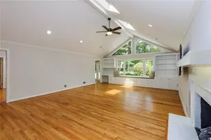 6095 River Shore Pkwy NW, Sandy Springs, GA 30328 - Photo 8