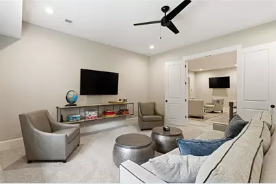 625 W Northway Lane, Atlanta, GA 30342 - Photo 86