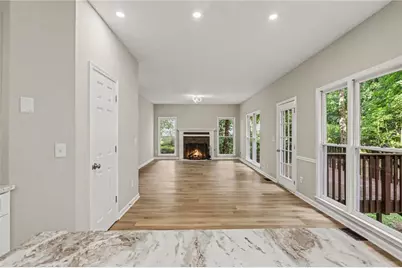 141 Hunting Creek Drive, Marietta, GA 30068 - Photo 8