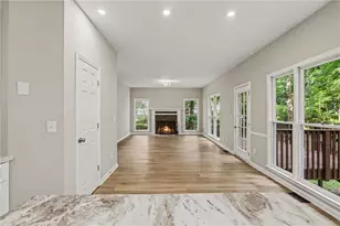 141 Hunting Creek Dr, Marietta, GA 30068 - Photo 8