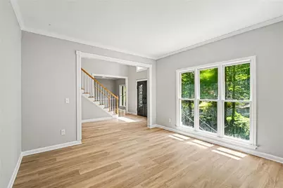141 Hunting Creek Drive, Marietta, GA 30068 - Photo 10