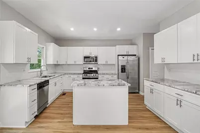 141 Hunting Creek Drive, Marietta, GA 30068 - Photo 2
