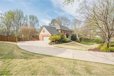 220 Saddle Lake Drive, Roswell, GA 30076 - Photo 6