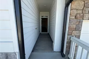 126 Hughes Pl Dr, Dawsonville, GA 30534 - Photo 2