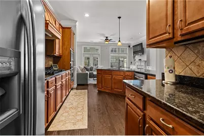 934 Telfair Close, Sandy Springs, GA 30350 - Photo 8