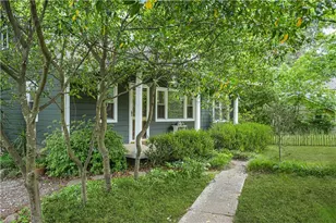 1084 Edie Ave SE, Atlanta, GA 30312 - Photo 2