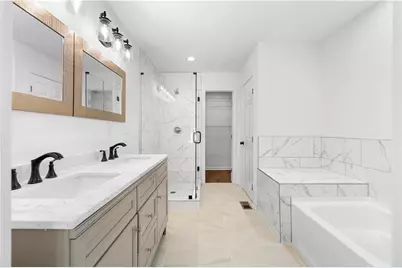 1689 Derry Avenue SW, Atlanta, GA 30310 - Photo 18