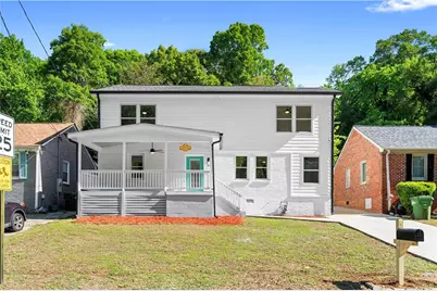 1689 Derry Avenue SW, Atlanta, GA 30310 - Photo 1