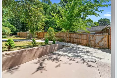 1689 Derry Avenue SW, Atlanta, GA 30310 - Photo 36