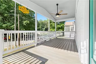 1689 Derry Ave SW, Atlanta, GA 30310 - Photo 4
