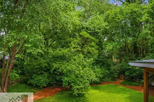 5177 Stratham Dr, Atlanta, GA 30338 - Photo 28