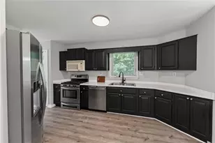6409 Ivey Terrace Dr SE, Mableton, GA 30126 - Photo 4