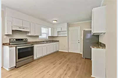 4639 Tell Road SW, Atlanta, GA 30331 - Photo 8