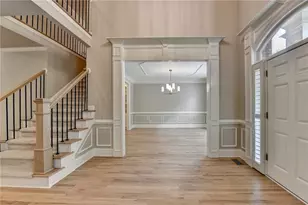 6032 Thunder Woods Trail, Sugar Hill, GA 30518 - Photo 4