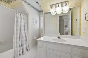 10985 Wilshire Chase Dr, Johns Creek, GA 30097 - Photo 38