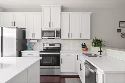 4370 Morning View, Stone Mountain, GA 30083 - Photo 6