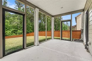639 Blue Juniper Cir, Loganville, GA 30052 - Photo 18
