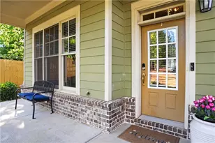 540 Suwanee Pass Ln, Suwanee, GA 30024 - Photo 2