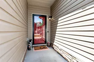 1424 Silvergate Way, Winder, GA 30680 - Photo 2