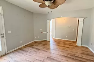 796 Lavender Ln, Union City, GA 30291 - Photo 8