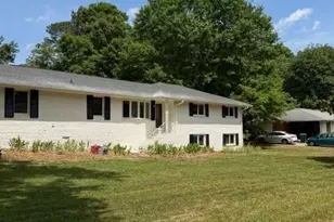 157 Jennifer Ln NW, Lilburn, GA 30047 - Photo 2