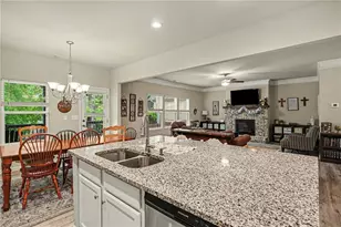 9103 Golfview Ln, Covington, GA 30014 - Photo 10